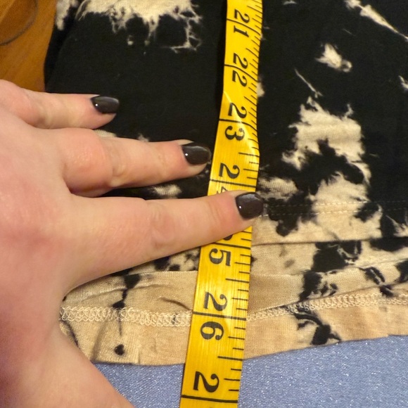 American Age Black and Cream Graphic Relaxed Tee - Picture 5 of 5